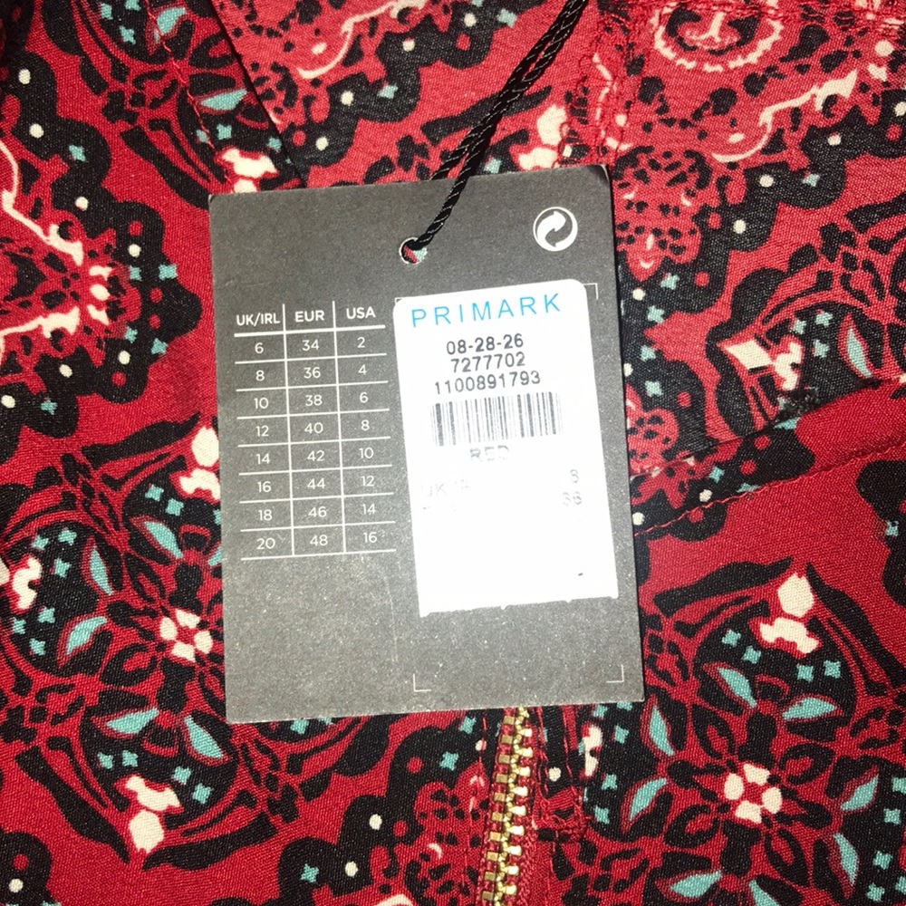 Red Pattern Romper - Picture 3 of 3
